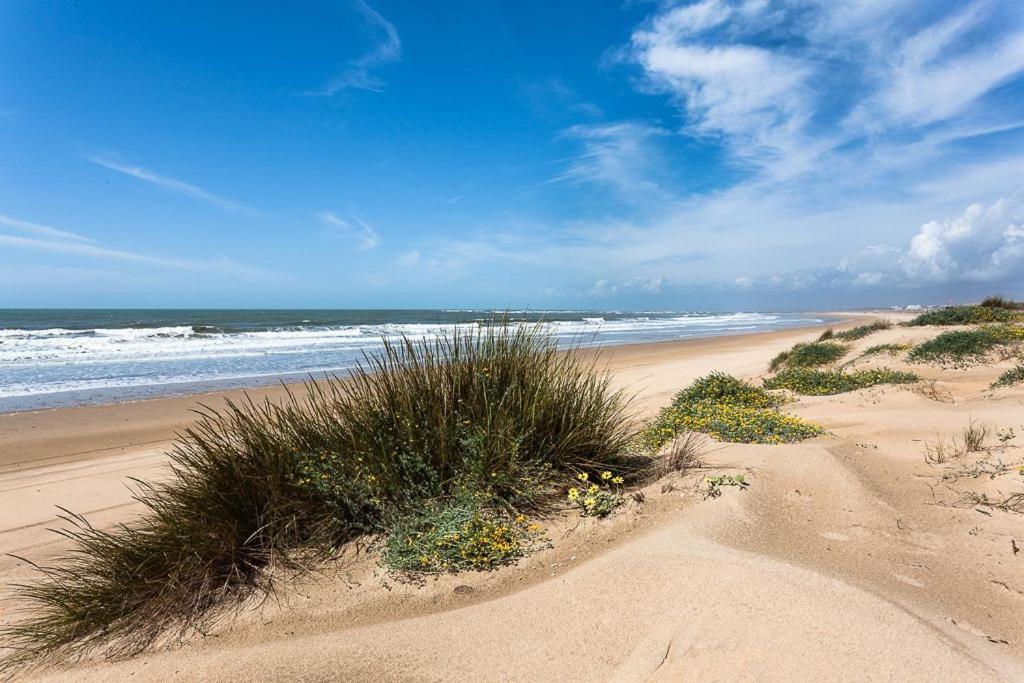 Fantástico ático con terraza, garaje, wifi, con todo para playa, piscina y casa y no facturar maletas! El Portil Exterior foto